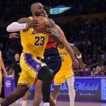 詹姆斯左脚伤势成疑，湖人战骑士前景蒙阴影